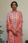 Label Earthen_Peach Mangalgiri Cotton Checkered Notched Gulabi Champai Kurta Set _Online_at_Aza_Fashions