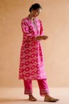 Buy_Amisha Kothari_Pink Silk Printed Digital V Neck Asavari Tunic And Pant Set _Online_at_Aza_Fashions