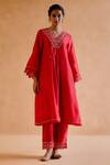 Amisha Kothari_Red Chanderi Silk Embroidered Zardosi V Neck Cutwork Kurta Pant Set  _Online_at_Aza_Fashions