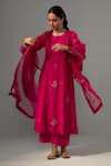 Buy_Label Shreya Sharma_Fuchsia Kurta And Pant Chanderi Embroidered Floral Round Set _Online_at_Aza_Fashions