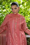 Buy_Vaayu_Pink Cotton, Muslin Embroidery, Lace Round Neck Linear Print Kurta Pant Set