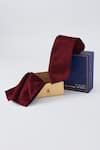 Buy_BUBBER COUTURE_Maroon Plain Silk Necktie And Pocket Square Set _at_Aza_Fashions