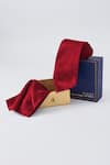 Buy_BUBBER COUTURE_Red Plain Carmine Silk Necktie And Pocket Square Set _at_Aza_Fashions