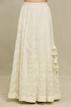 Vandana Sethi_White Organza Embroidered Pearls Leaf Neck Bridal Lehenga Set _at_Aza_Fashions