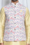 Aryavir Malhotra_Grey Soft Cotton Chevron Pattern Nehru Jacket _Online_at_Aza_Fashions