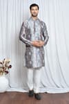 Buy_Aryavir Malhotra_Grey Silk Printed Mughal Mandarin Collar Kurta _at_Aza_Fashions