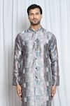 Aryavir Malhotra_Grey Silk Printed Mughal Mandarin Collar Kurta _Online_at_Aza_Fashions