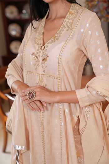 Nazar By Indu_Beige Cotton Zari, Embroidery V-neck And Dabka Kurta Pant Set _Online_at_Aza_Fashions