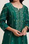 Buy_Priya Chaudhary_Green Chanderi Silk Embroidery Split V-neck Kurta _Online_at_Aza_Fashions