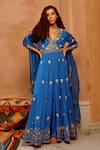 Buy_Pallavi Jaipur_Blue Kurta- Wrinkle Crepe Embroidered Floral V Front Open Anarkali Set  _at_Aza_Fashions