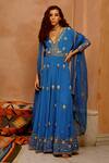 Shop_Pallavi Jaipur_Blue Kurta- Wrinkle Crepe Embroidered Floral V Front Open Anarkali Set  _Online_at_Aza_Fashions