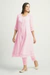 Buy_Roze_Pink Crinkle Cotton Embellished Lace Leaf Neck Mahjabeen Flower Kurta _at_Aza_Fashions