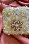 Buy_Feza Bags_Gold Cutdana Elixir Floral Embroidered Clutch With Sling 