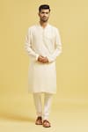 Arihant Rai Sinha_Cream Kurta Star Silk Embroidered Thread Work Geometric Set _Online_at_Aza_Fashions