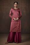 Buy_Dressfolk_Magenta Tissue Metallic Stripe Round Straight Kurta Set  _Online_at_Aza_Fashions