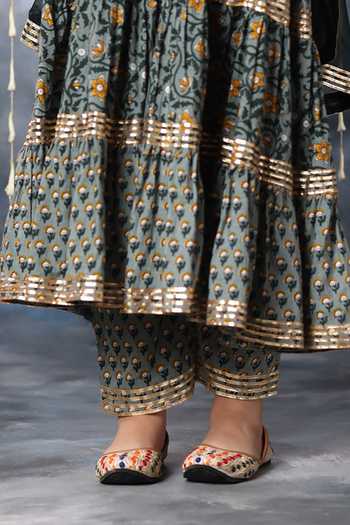 Littlecheer_Grey Cotton, Chiffon Gota Patti Jaipuri Flora Buti Print Anarkali Pant Set _Online_at_Aza_Fashions