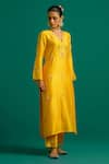 Anantaa by Roohi_Yellow Silk Chanderi Hand Embroidered Sequins V Neck Kurta Pant Set _at_Aza_Fashions