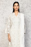 Buy_Samyukta Singhania_Cream Georgette Embroidery Thread Mandarin Collar Floral Kurta Set _Online_at_Aza_Fashions