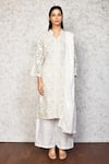 Shop_Samyukta Singhania_Cream Georgette Embroidery Thread Mandarin Collar Floral Kurta Set _Online_at_Aza_Fashions