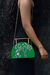 Buy_Riti_Green Hand Painted Spring Harin Wood Clutch_Online