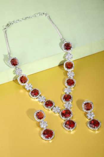 Shop_Auraa Trends_Red Zari, Diamonds Zircon Embellished Necklace Set _at_Aza_Fashions