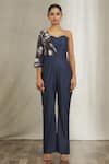 Samyukta Singhania_Blue Tensil Denim Printed One-shoulder Jumpsuit _at_Aza_Fashions