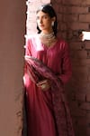 Shop_Karaj Jaipur_Pink Chanderi Sequins V-neck Plain A-line Kurta Pant Set _at_Aza_Fashions