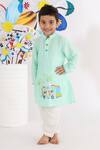 Buy_LA Dee DA_Green Silk Embroidery Bus Motif Kurta And Pyjama Set _at_Aza_Fashions