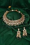 Buy_Samyukta Singhania_Emerald Green Beads Stone And Embellished Choker Necklace Set 