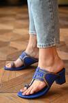 Buy_Miraki_Blue Cut Work, Chains Kolhapuri Block Heels _at_Aza_Fashions