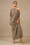 Buy_Tarun Tahiliani_Beige Crinkle Plain Asymmetric Ombre Textured Pleated Kaftan _at_Aza_Fashions