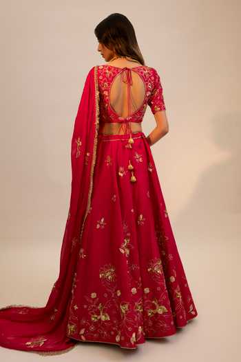 Shop_Sheela Suthar_Pink , , Sequins, Embroidery V-neck Floral Lehenga Set _at_Aza_Fashions