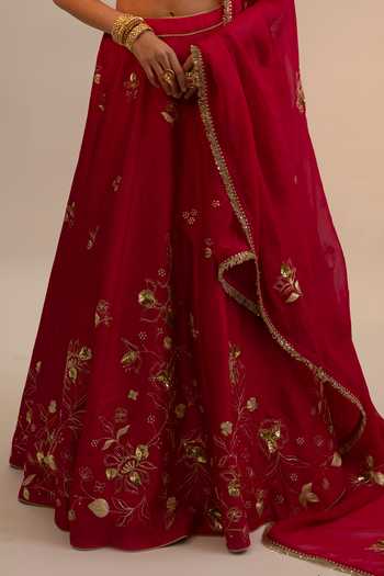 Sheela Suthar_Pink , , Sequins, Embroidery V-neck Floral Lehenga Set _at_Aza_Fashions