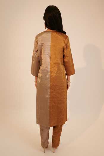 Shop_Sheela Suthar_Gold Silk Keyhole Neck Color Block Metallic Kurta And Pant Set _at_Aza_Fashions