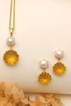 Buy_Totapari_Yellow Embellished Bloomingdales Citrine Pendant Necklace Set _at_Aza_Fashions