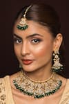 Buy_Queens Jewels_Green Stones, Diamonds Geometric Kundan Embellished Jewellery Set _at_Aza_Fashions