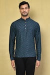 Buy_Arihant Rai Sinha_Green Cotton Printed Ikat Criss Cross Pattern Short Kurta _Online_at_Aza_Fashions