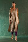 Buy_Charkhee_Gold Kurta Silk Tissue Embroidered Dori Work V Neck Color Block Set 