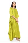Komal Shah_Green Chanderi Embroidery Round Neck Hand Kaftan _Online_at_Aza_Fashions