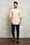 Buy_Arihant Rai Sinha_Peach Linen Plain Yarn Dyed Short Kurta _at_Aza_Fashions