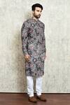 Arihant Rai Sinha_Green Linen Embroidery Floral Digital Print Kurta _at_Aza_Fashions
