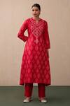 Buy_Pink City by Sarika_Red Silk Printed Bandhej Notched Kurta And Pant Set