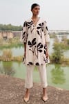 Buy_Kharakapas_Off White Cotton Collared Loras Lino Print Tunic And Trouser Set _at_Aza_Fashions