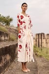 Kharakapas_Off White Cotton V-neck Pomarine Lino Print Dress _Online_at_Aza_Fashions