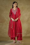 Buy_The Aarya_Red Pure Handwoven Chanderi Hand Embroidery Floral V Neck Yoke Kurta Palazzo Set _at_Aza_Fashions