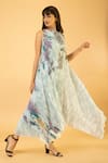 Buy_PREETI MEHTA_Blue Lurex, Polyester Pearls, Embroidery Botanical Print Kaftan And Palazzo Set _at_Aza_Fashions