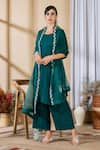 Buy_PREETI MEHTA_Green Pleated Satin Polyester Placement Kurta Set With Flower Pearl Dupatta _at_Aza_Fashions