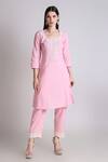 Buy_Tashee_Pink Cotton Pearls, Lace Scoop Neck Bloom Embroidered Kurta With Pant _at_Aza_Fashions