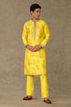 Buy_Masaba_Yellow Raw Silk Embroidered Juhi Printed Straight Kurta _at_Aza_Fashions