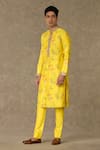 Masaba_Yellow Raw Silk Embroidered Juhi Printed Straight Kurta _at_Aza_Fashions